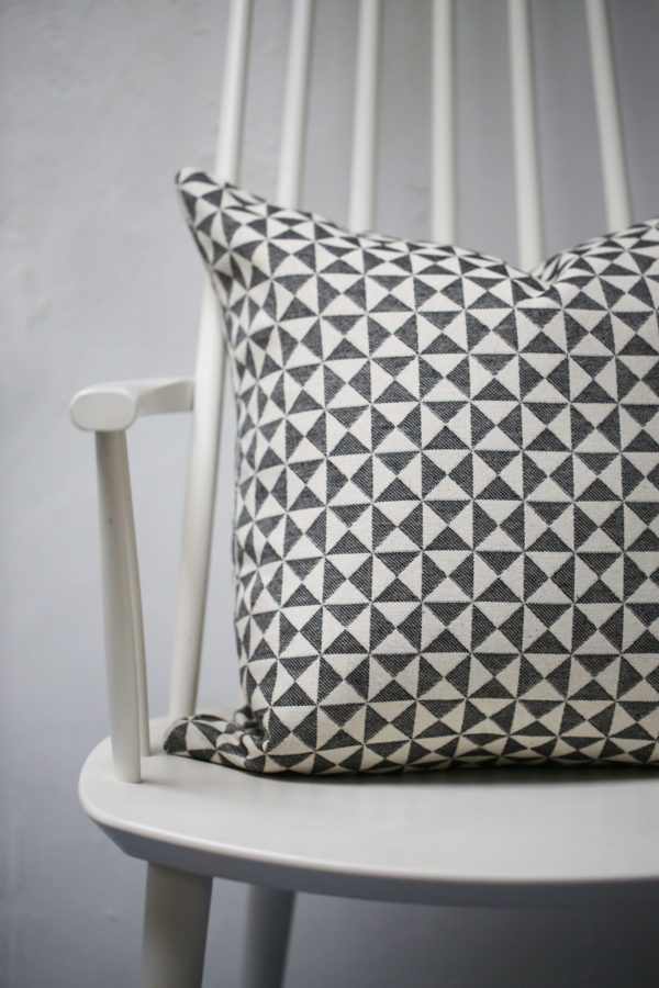 Hackney cushion