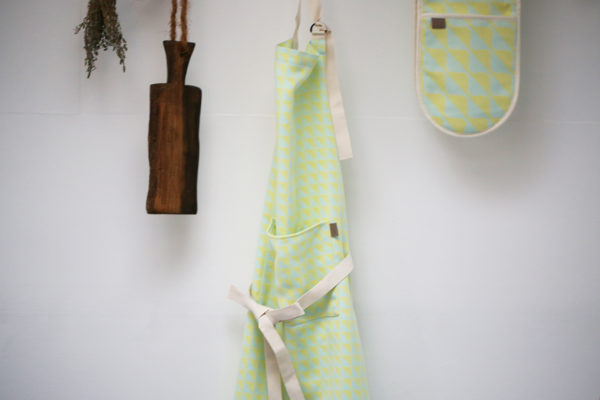 Shoreditch apron small pattern
