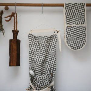 Hackney apron