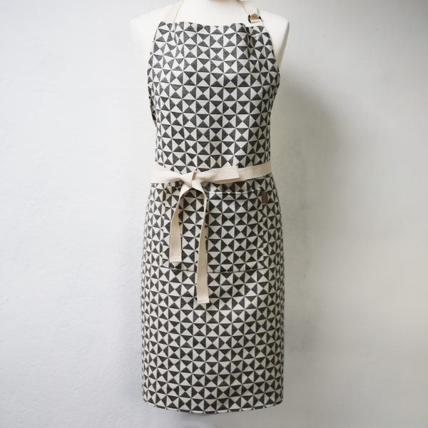 Hackney apron
